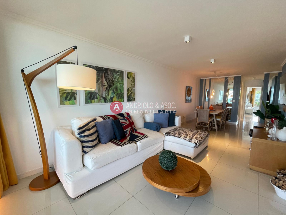 Apartamento ID.9736 - Apartamento en Punta del Este 