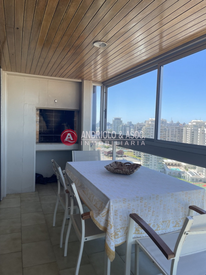 Apartamento ID.8409 - Amplio apartamento con hermosa vista al océano y península 