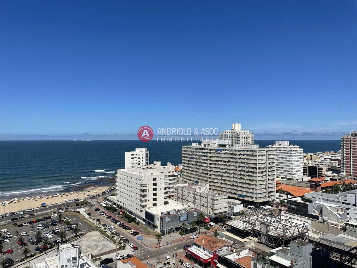 Apartamento ID.8409 - Amplio apartamento con hermosa vista al océano y península 