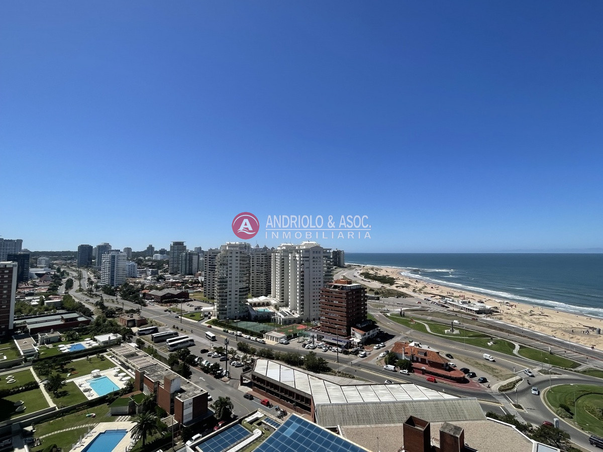 Apartamento ID.8409 - Amplio apartamento con hermosa vista al océano y península 
