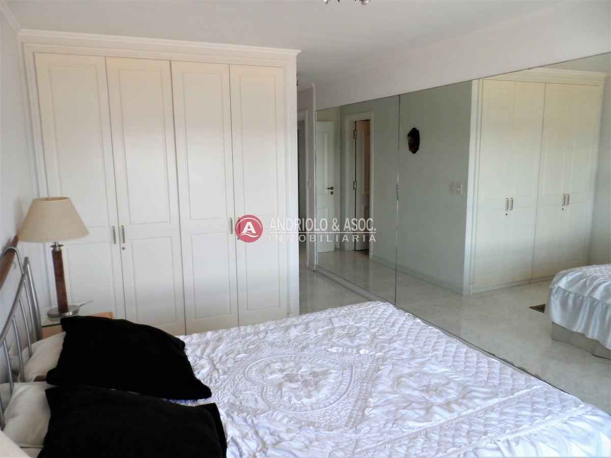 Apartamento ID.254 - primera linea de playa mansa 