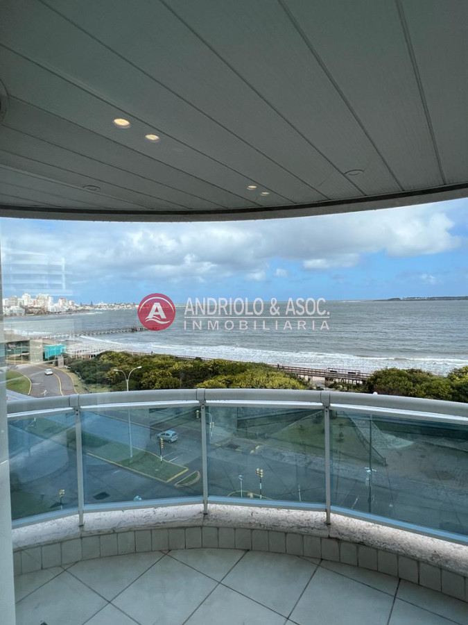 Apartamento ID.8819 - Apartamento en primera línea 