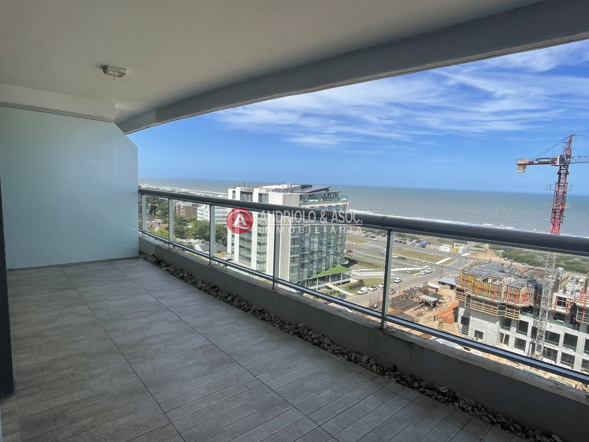 Apartamento ID.7915 - VENTA DE APARTAMENTO A METROS DE PLAYA BRAVA A ESTRENAR