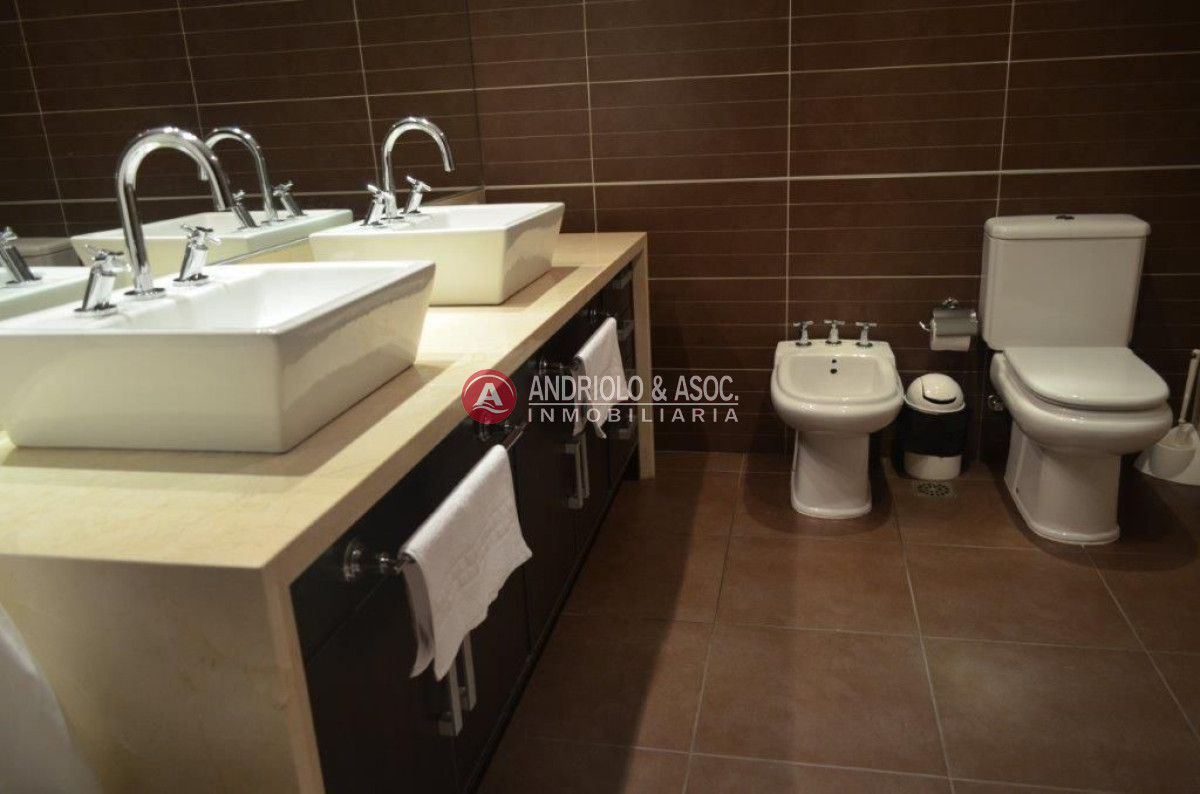 Apartamento ID.8810 - Apartamento en Punta del Este 