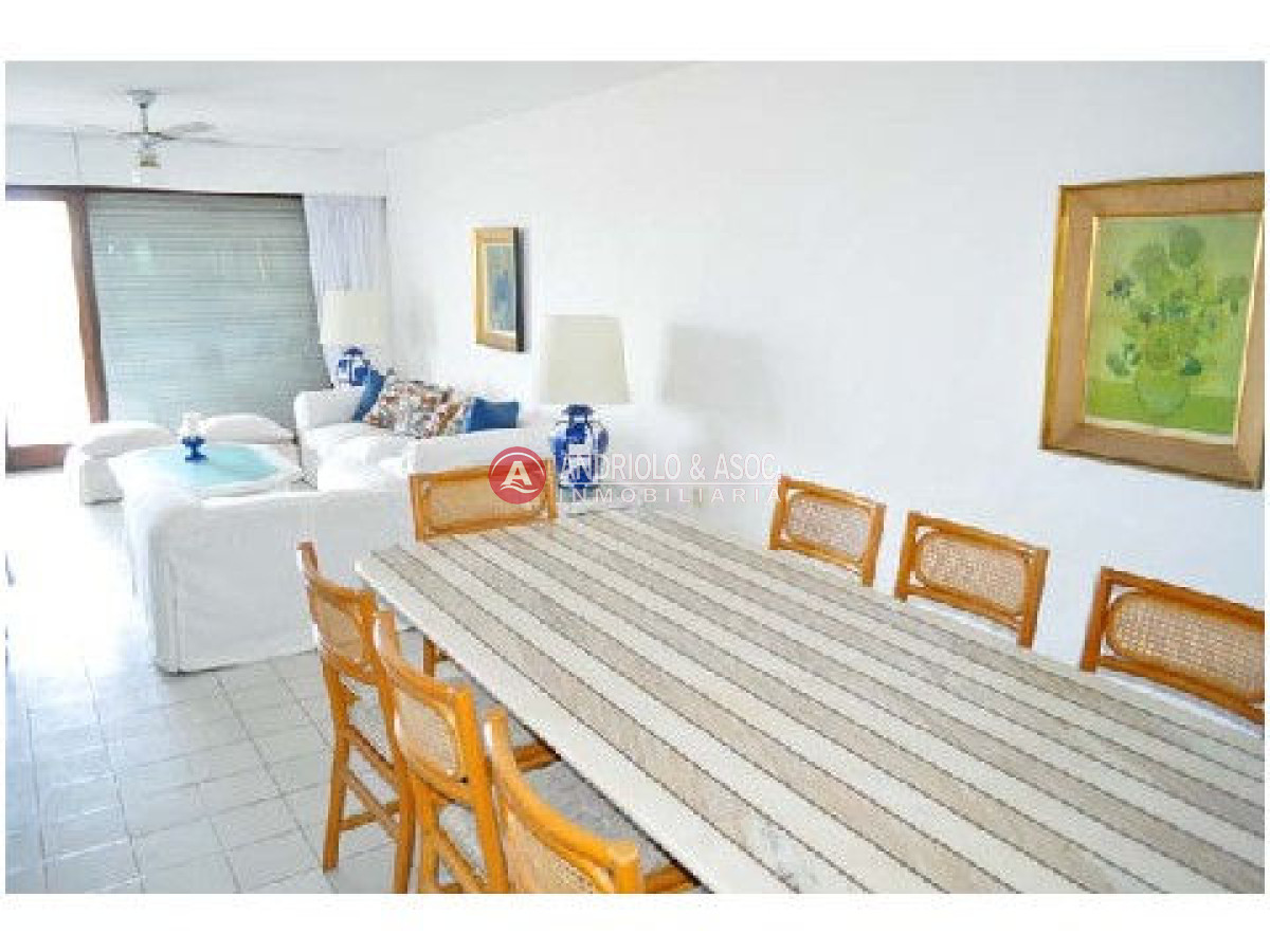 Apartamento ID.1027 - Apartamento en Punta del Este, Península
