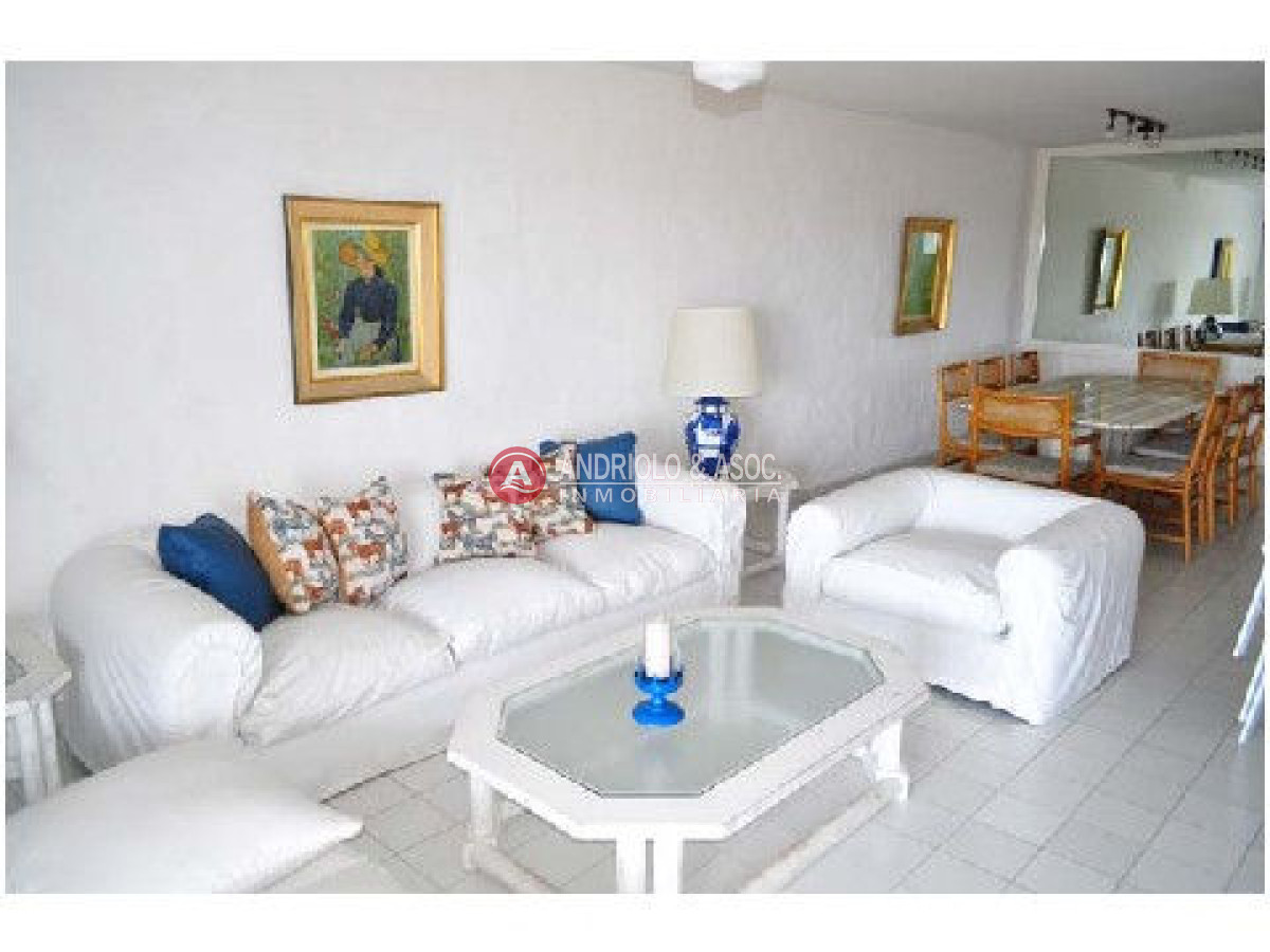 Apartamento ID.1027 - Apartamento en Punta del Este, Península