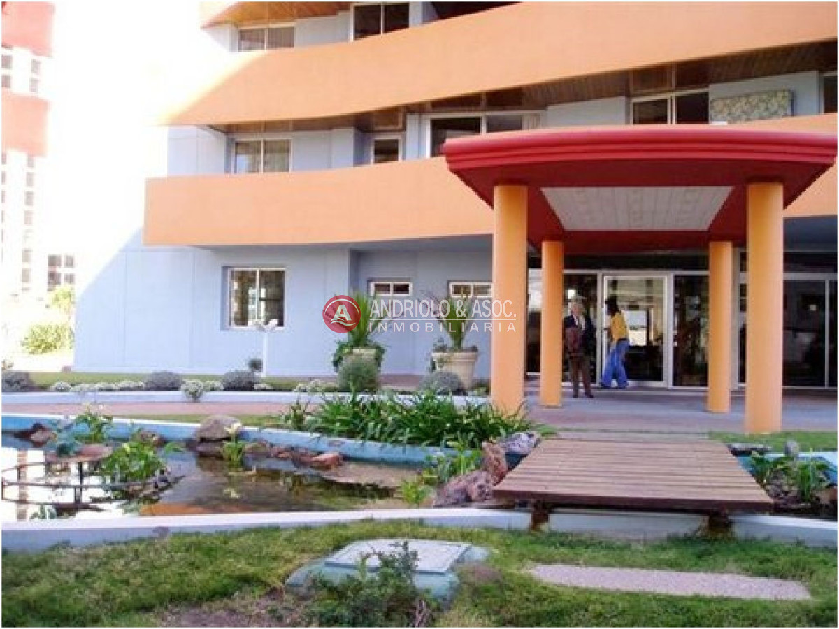 Apartamento en Punta del Este, Brava - AND1113A