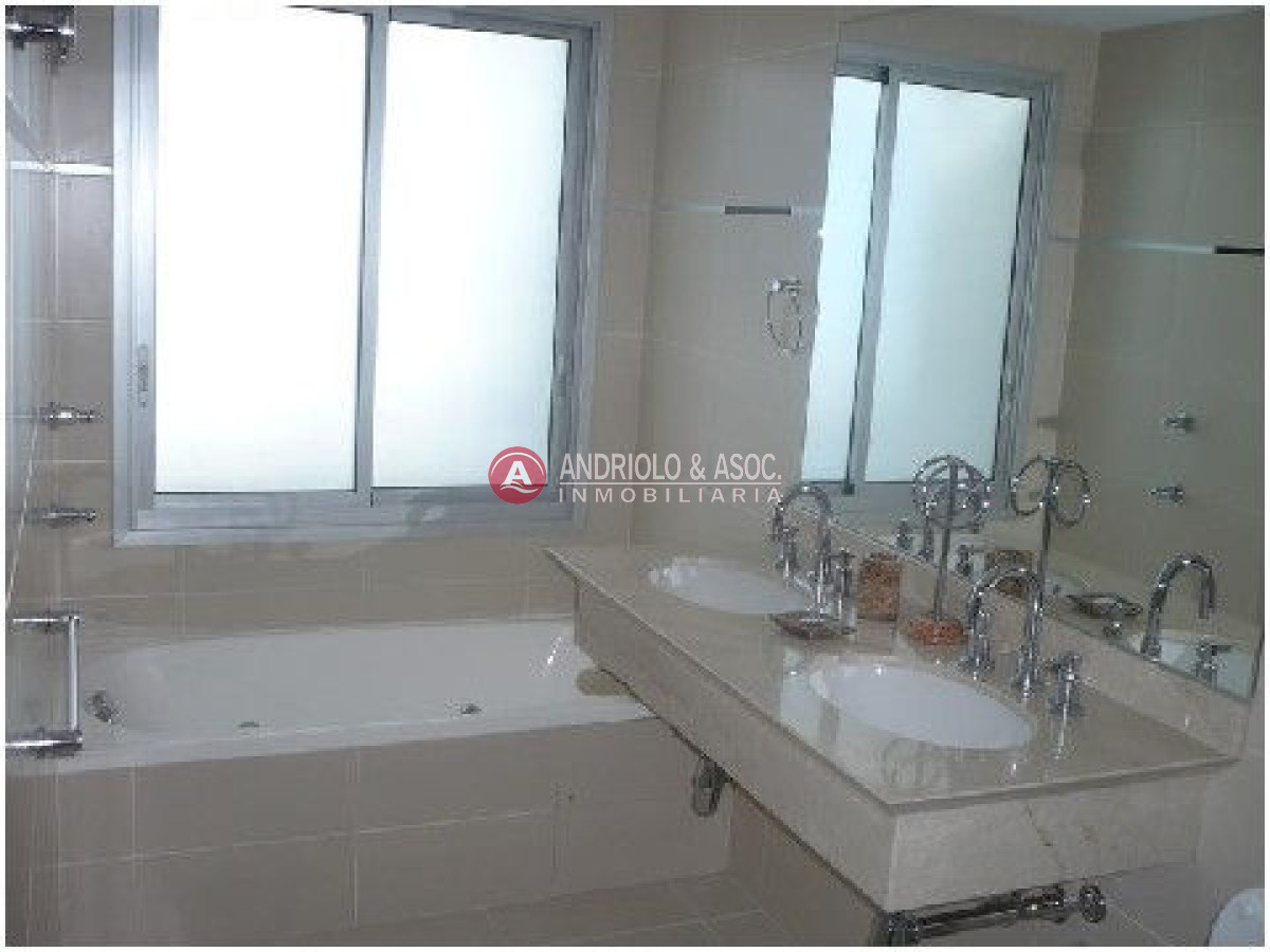 Apartamento ID.1138 - Apartamento en Punta del Este, Mansa