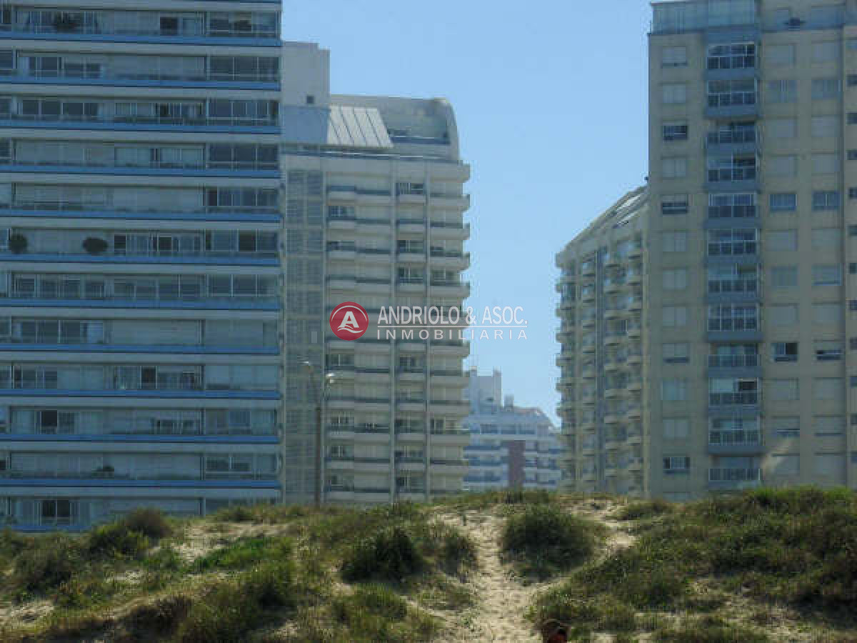 Apartamento ID.1227 - Apartamento en Punta del Este, Brava
