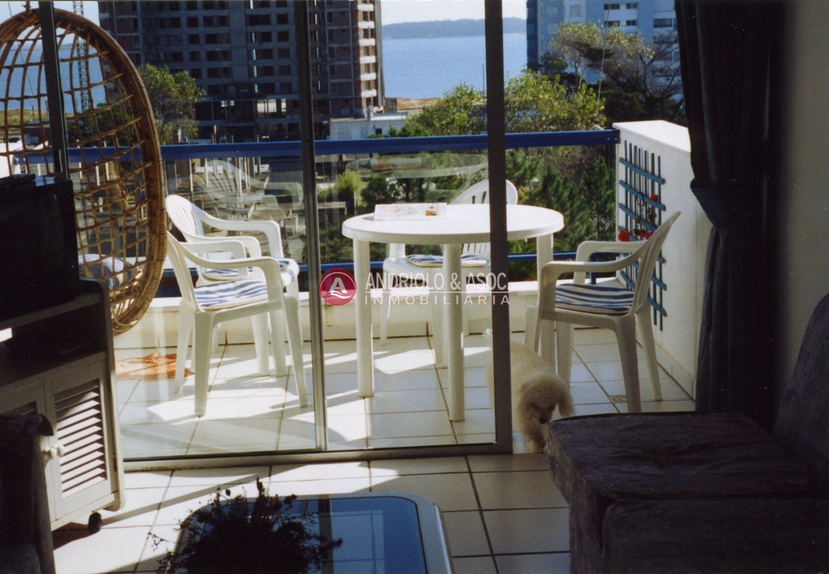 Apartamento ID.1425 - segunda fila de playa mansa 