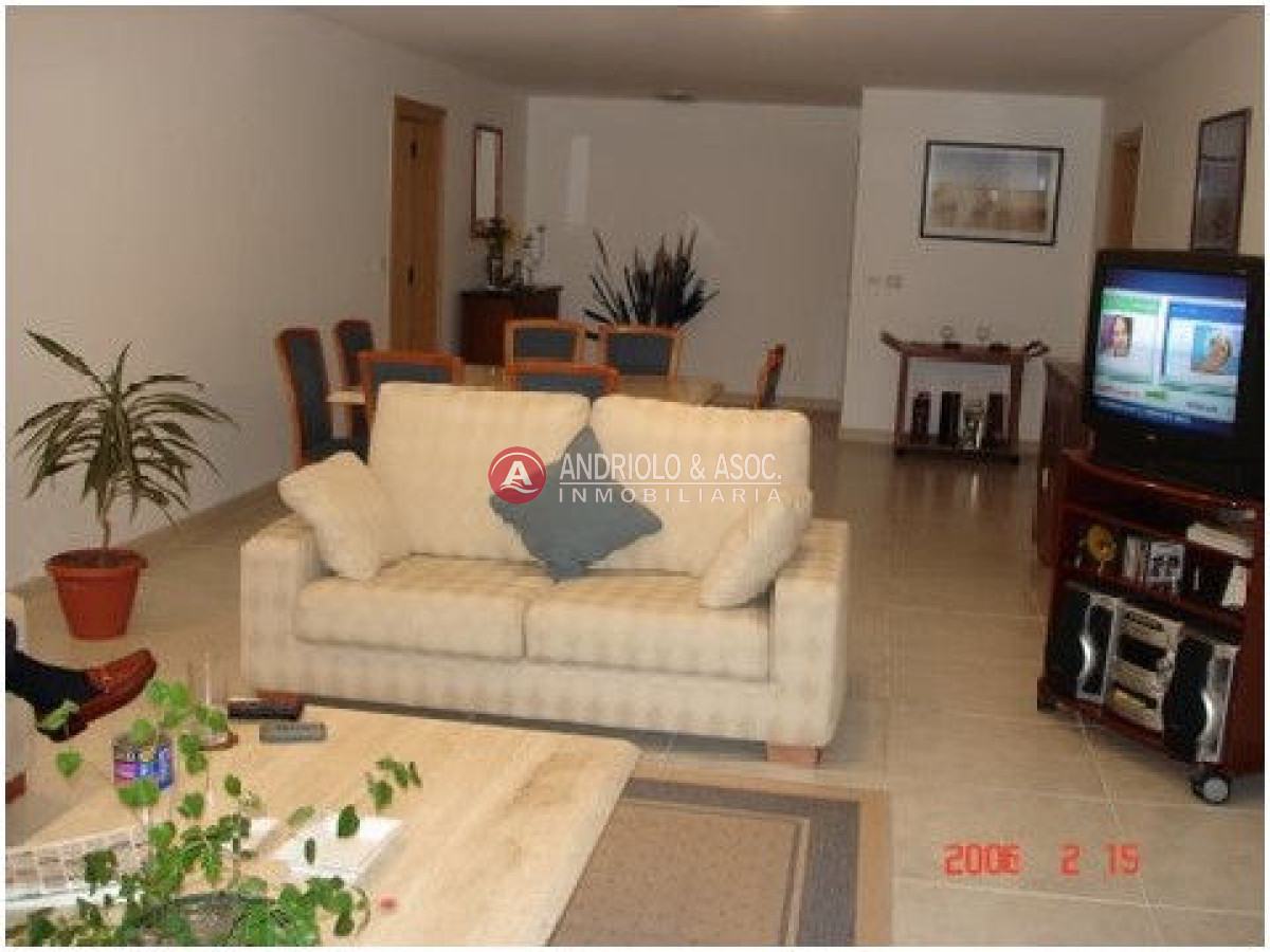 Apartamento ID.1490 - primera linea de playa brava 