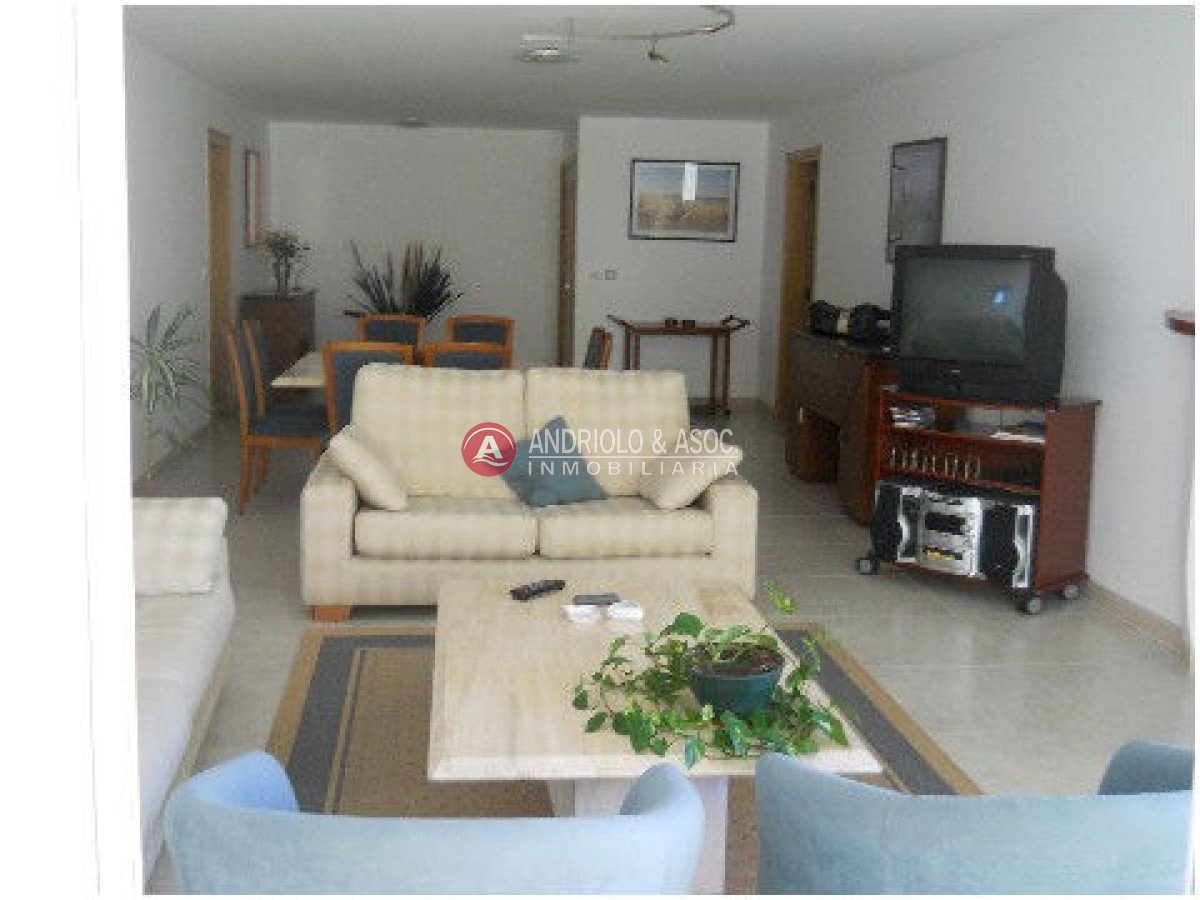 Apartamento ID.1490 - primera linea de playa brava 