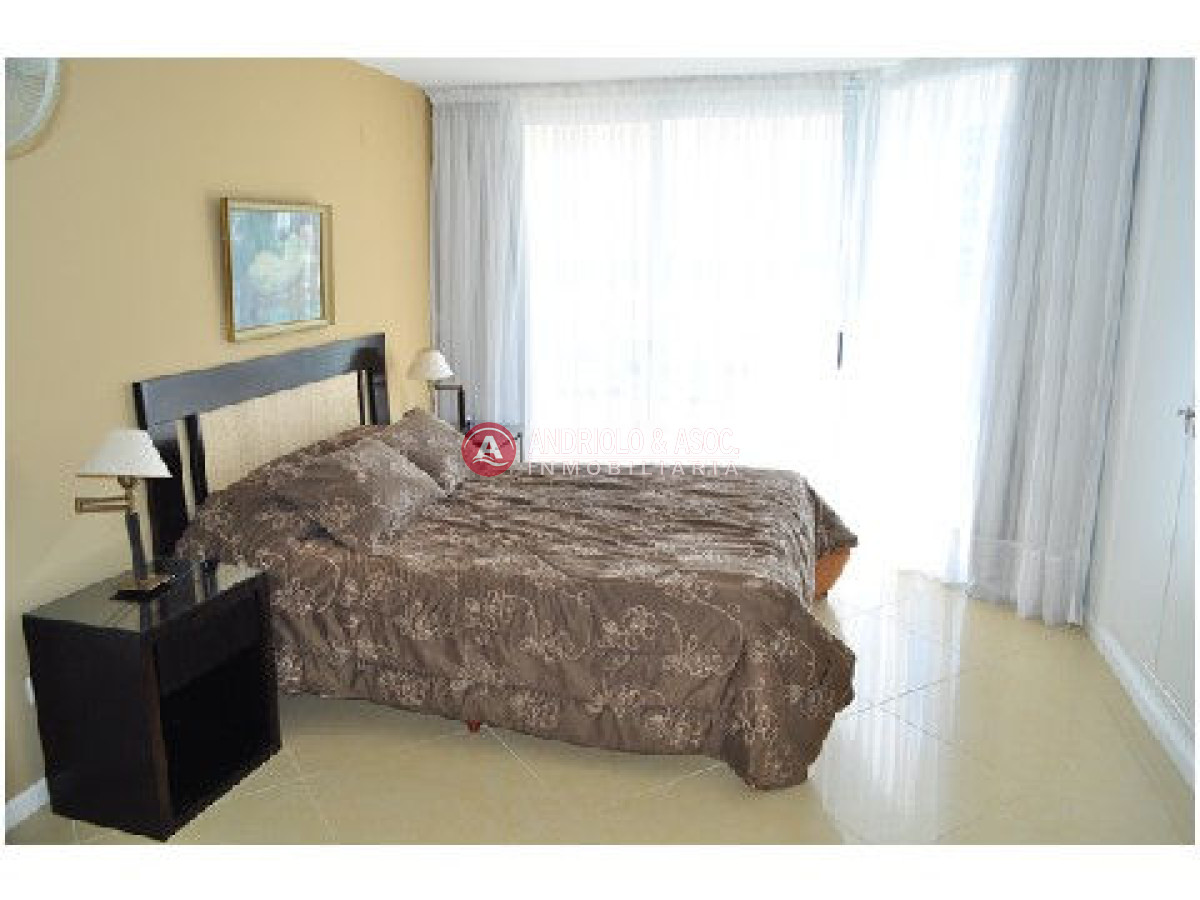 Apartamento ID.1551 - Apartamento en Punta del Este, Brava