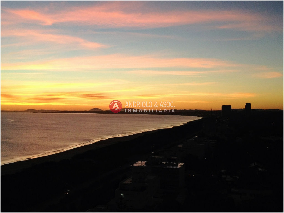 Apartamento ID.1593 - hermoso apartamento en segunda linea de playa mansa 