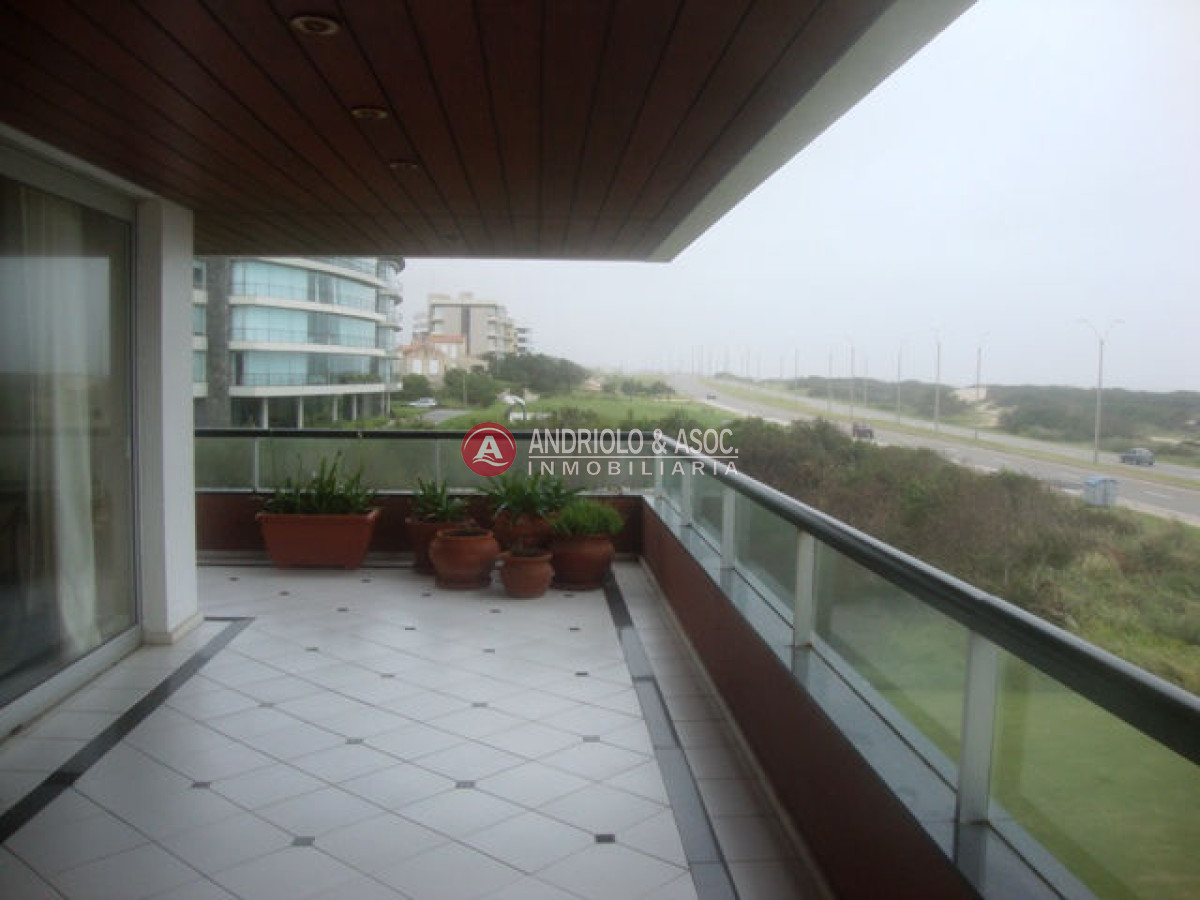 Apartamento ID.1939 - Apartamento en Punta del Este, Brava