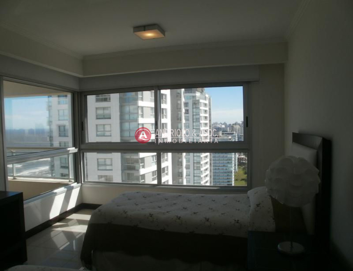Apartamento ID.1950 - Apartamento en Punta del Este, Brava