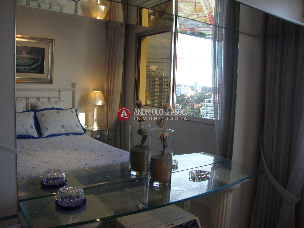 Apartamento ID.1966 - Apartamento en Punta del Este, Brava