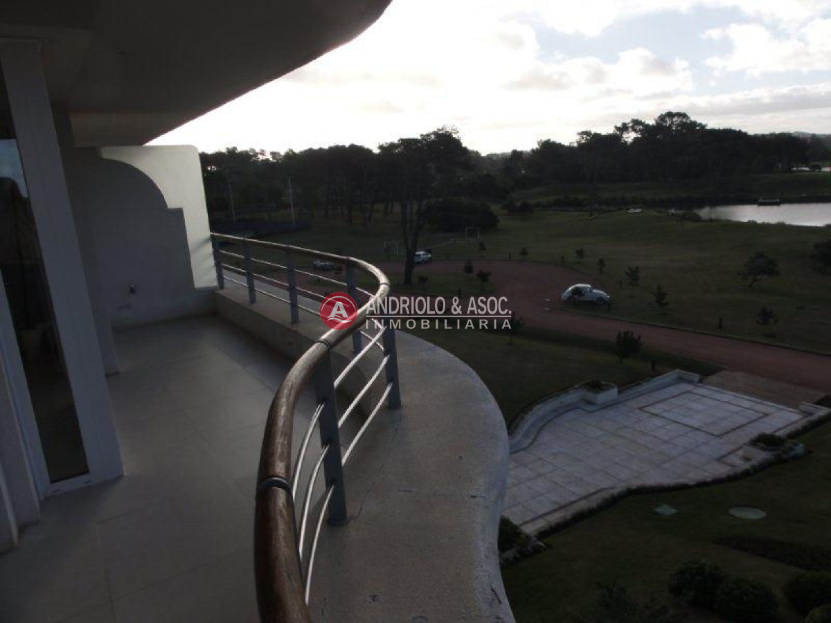 Apartamento ID.1995 - Apartamento en Punta del Este, Mansa