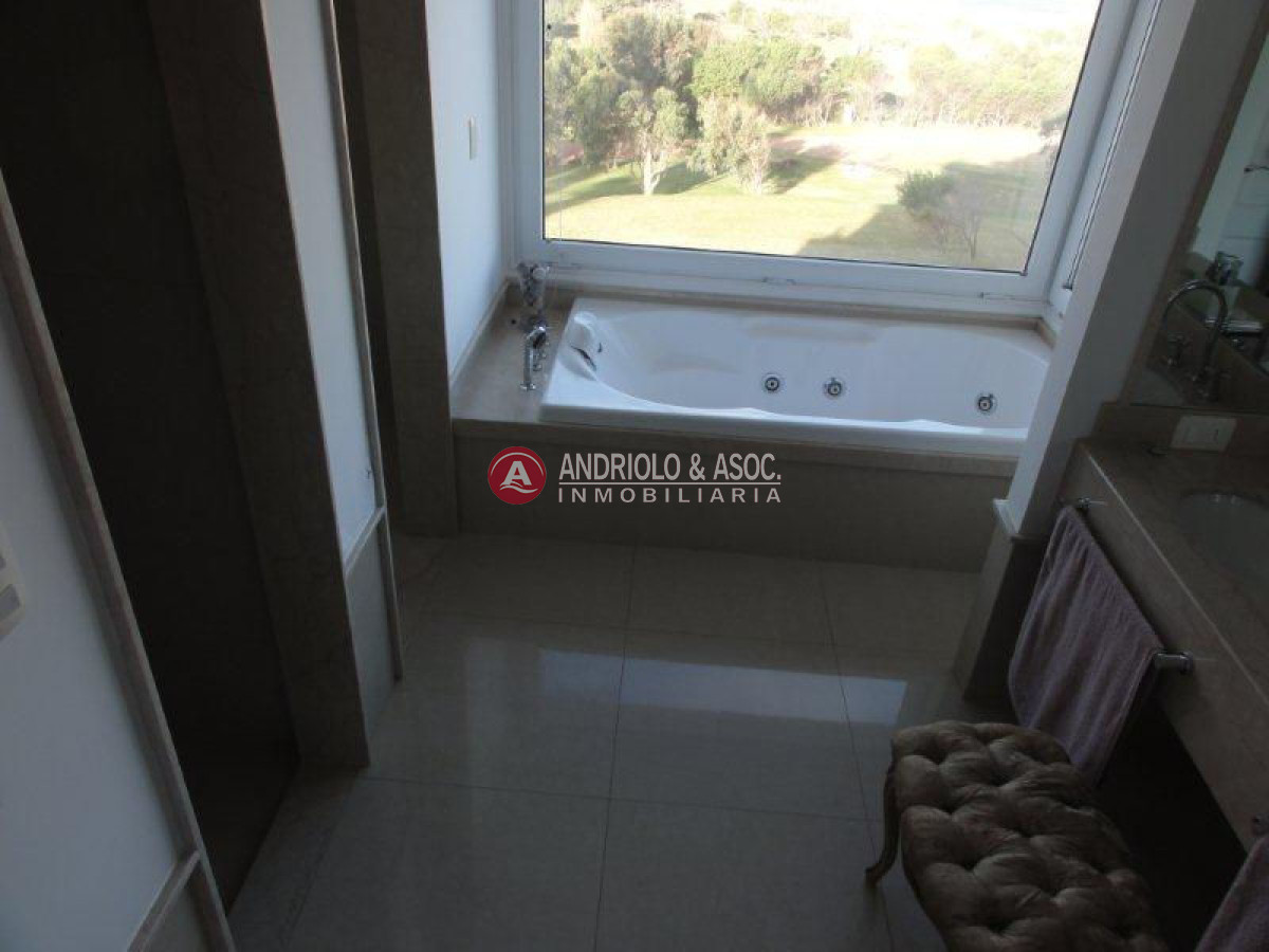 Apartamento ID.1995 - Apartamento en Punta del Este, Mansa