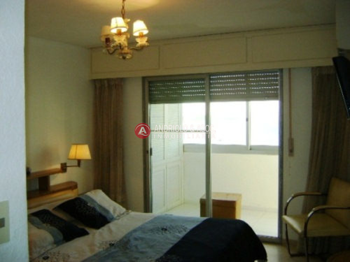 Apartamento ID.2040 - Apartamento en Punta del Este, Península