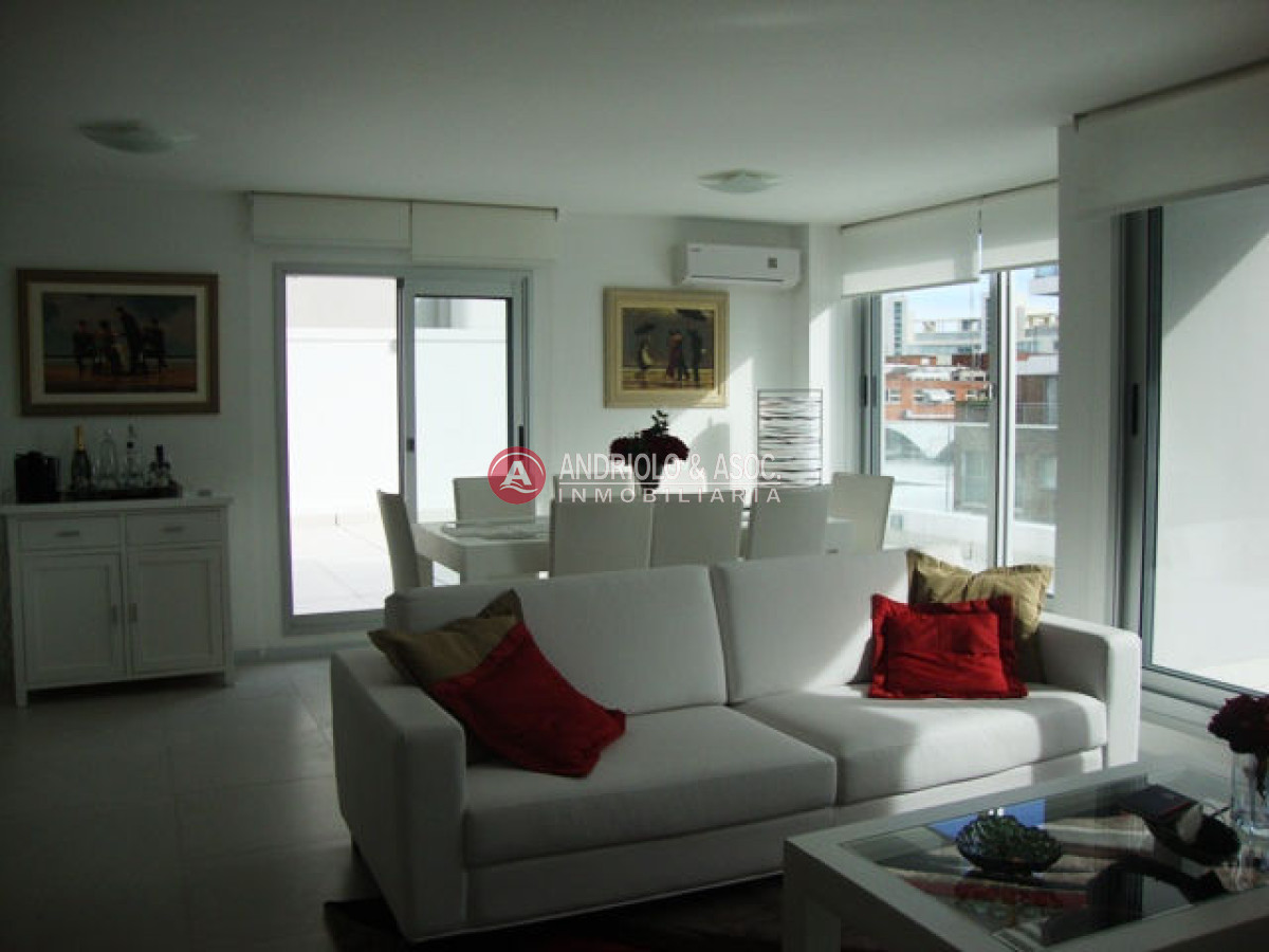 Apartamento ID.2045 - Apartamento en Punta del Este, Península