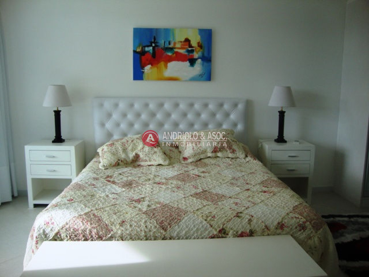 Apartamento ID.2045 - Apartamento en Punta del Este, Península