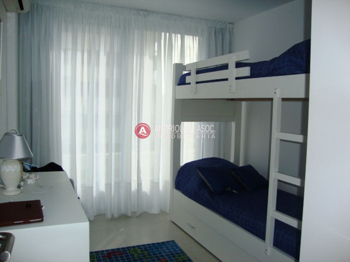 Apartamento ID.2045 - Apartamento en Punta del Este, Península