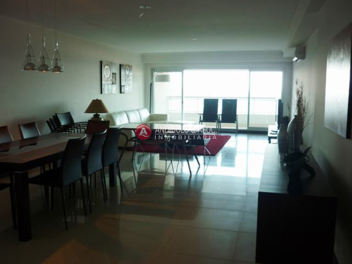Apartamento ID.2052 - Apartamento en Punta del Este, Brava