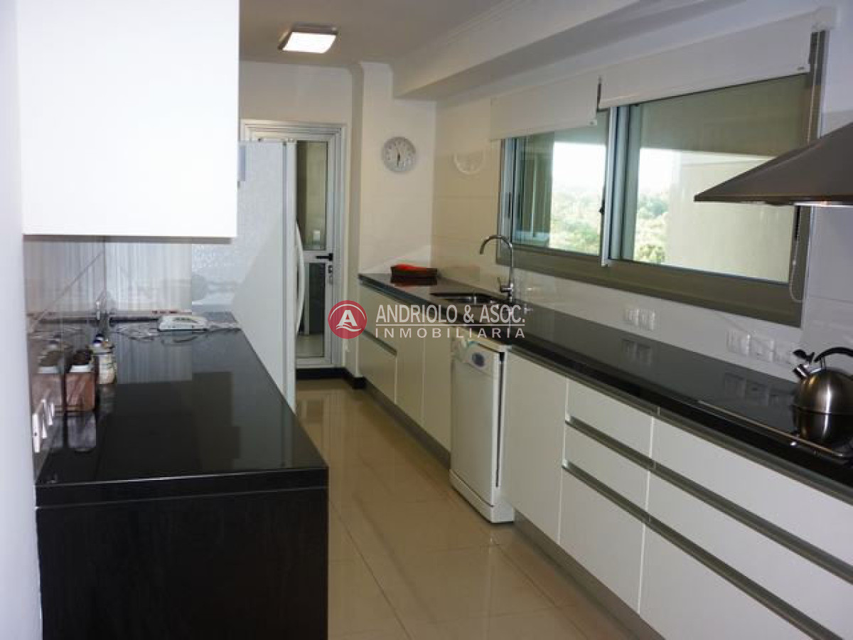 Apartamento ID.2052 - Apartamento en Punta del Este, Brava