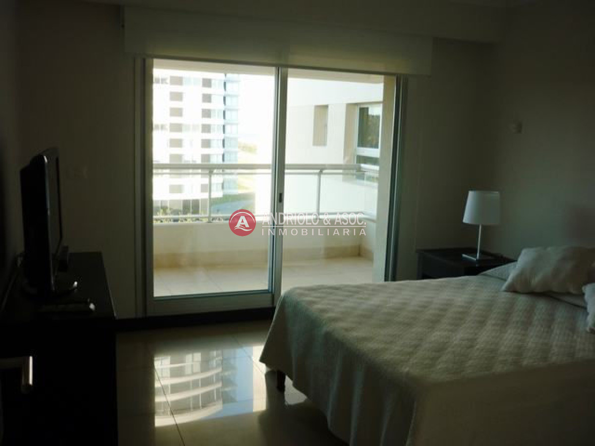 Apartamento ID.2052 - Apartamento en Punta del Este, Brava