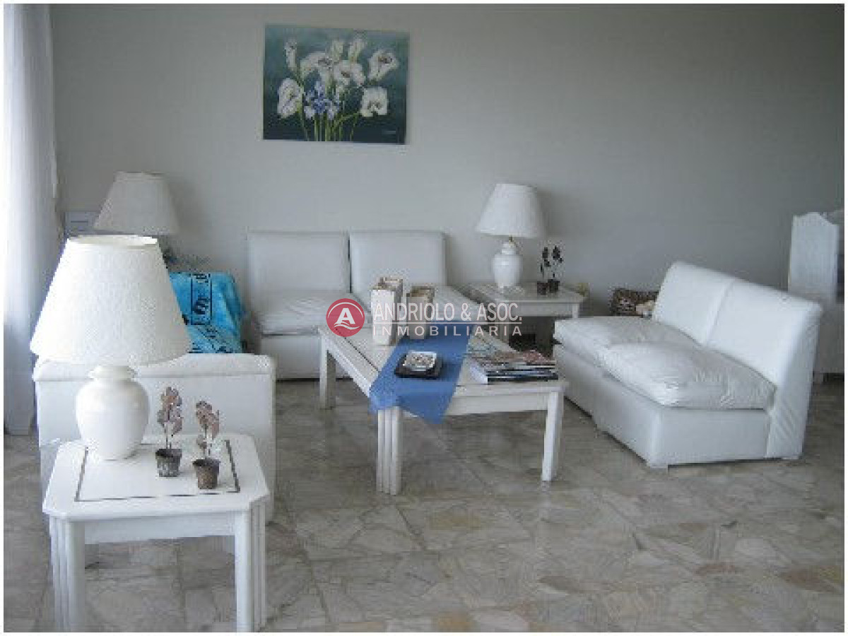 Apartamento ID.2060 - Apartamento en Punta del Este, Mansa