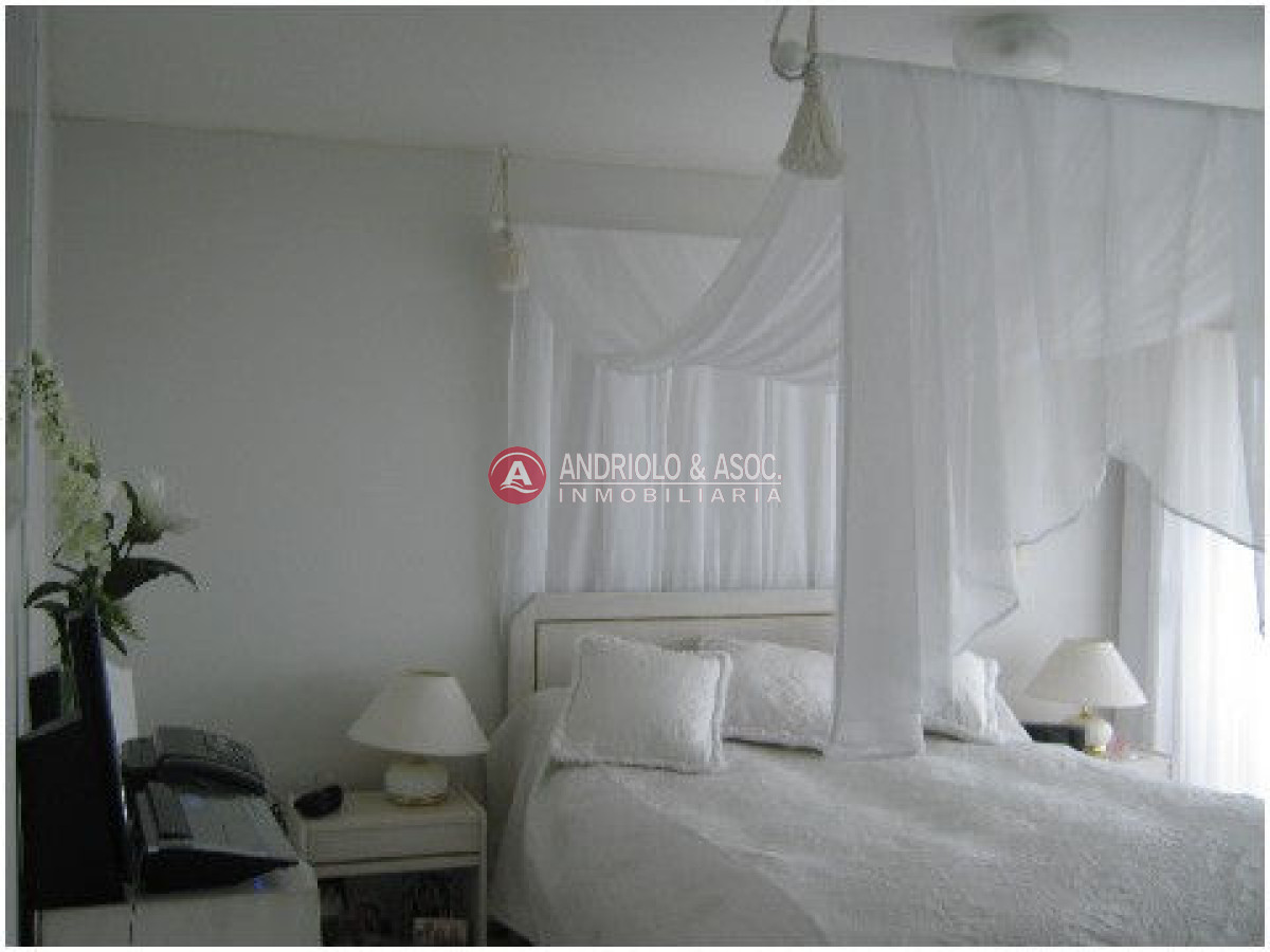 Apartamento ID.2060 - Apartamento en Punta del Este, Mansa