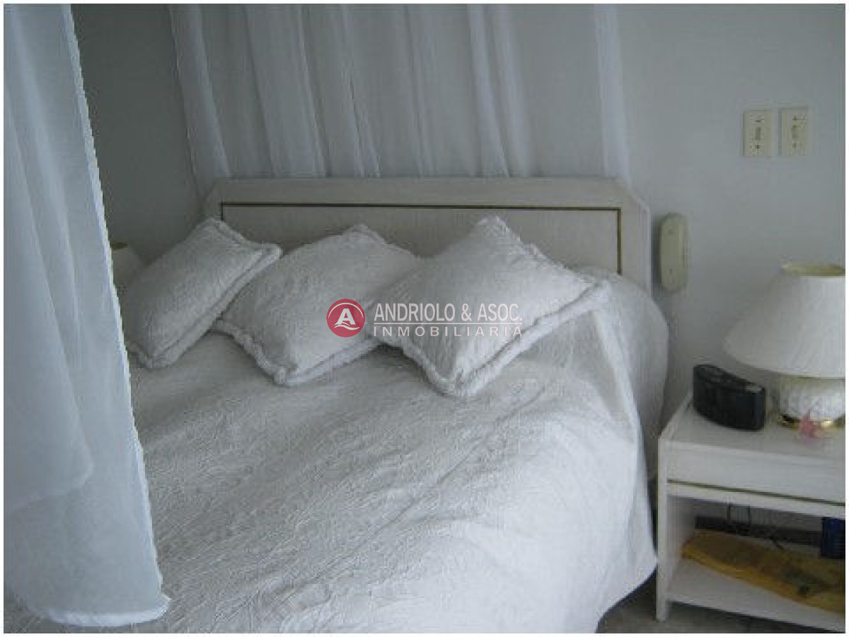 Apartamento ID.2060 - Apartamento en Punta del Este, Mansa