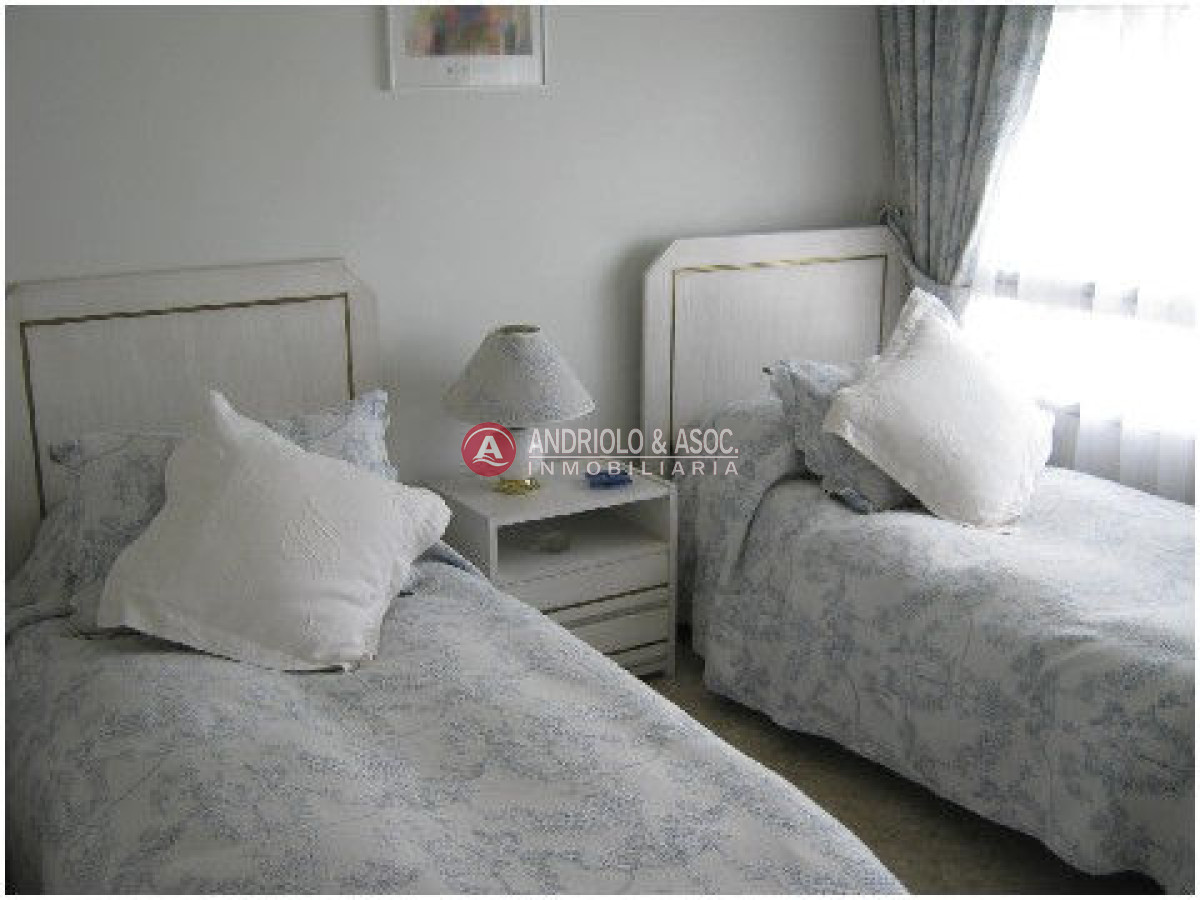 Apartamento ID.2060 - Apartamento en Punta del Este, Mansa