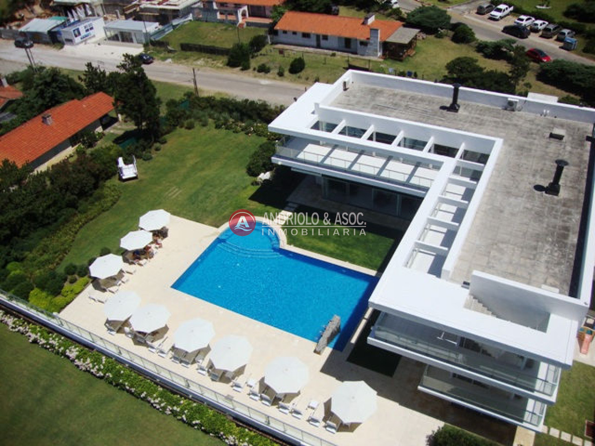 Apartamento ID.2084 - Apartamento en Punta del Este, Brava