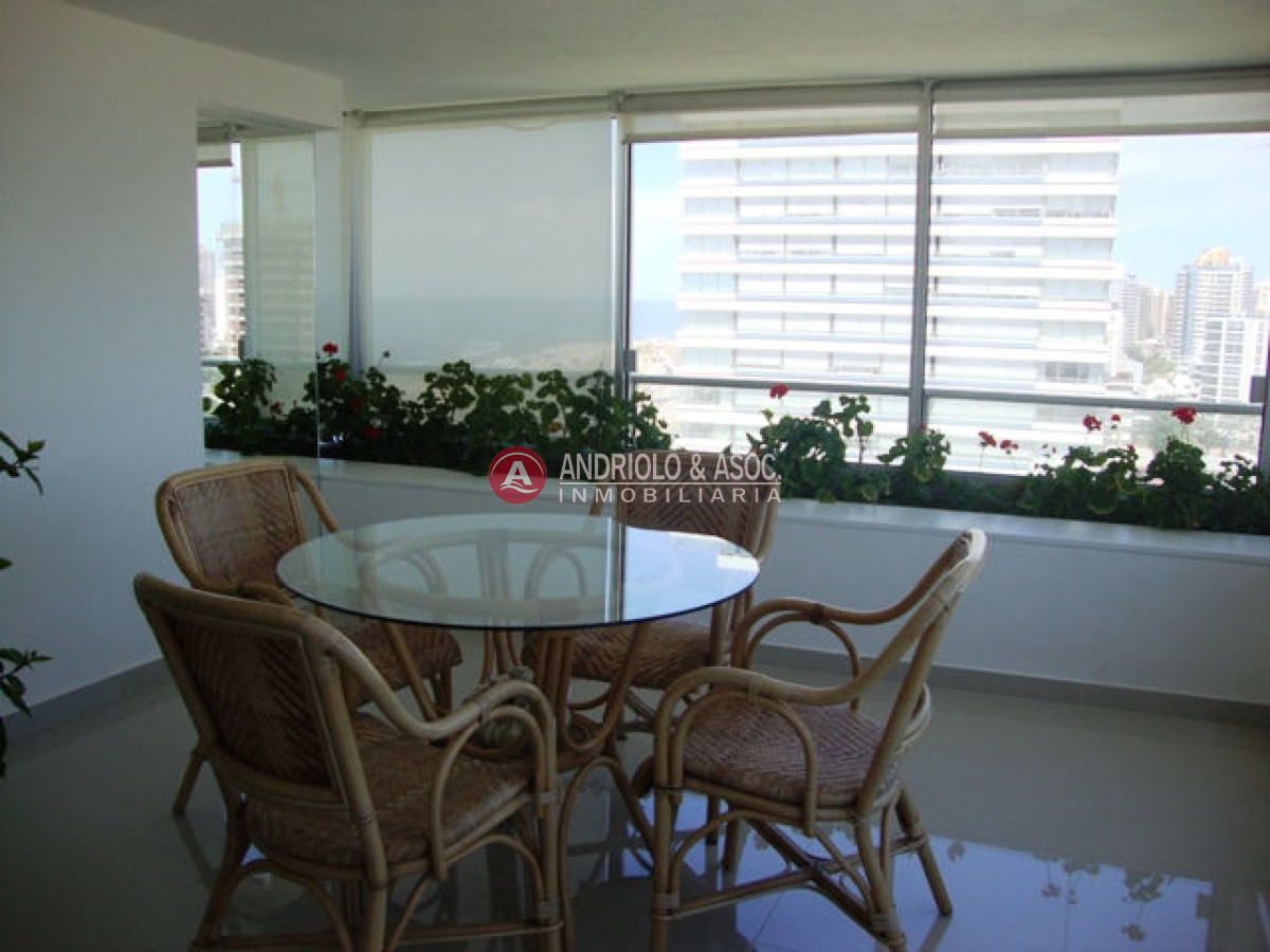Apartamento ID.2084 - Apartamento en Punta del Este, Brava