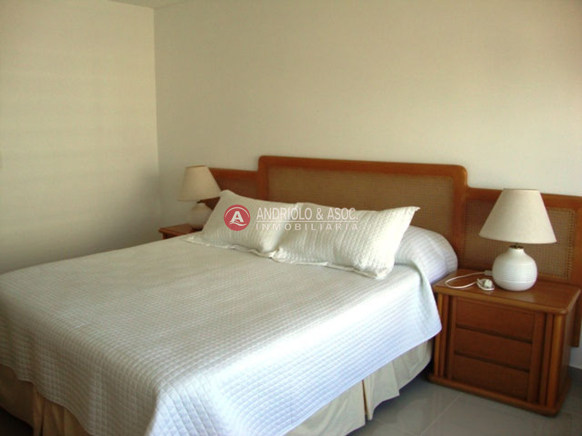 Apartamento ID.2084 - Apartamento en Punta del Este, Brava
