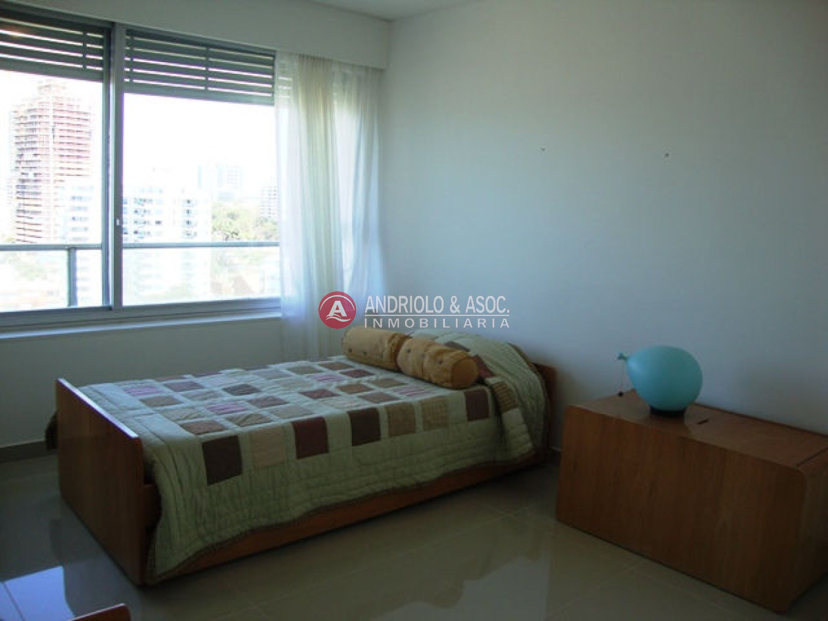Apartamento ID.2084 - Apartamento en Punta del Este, Brava