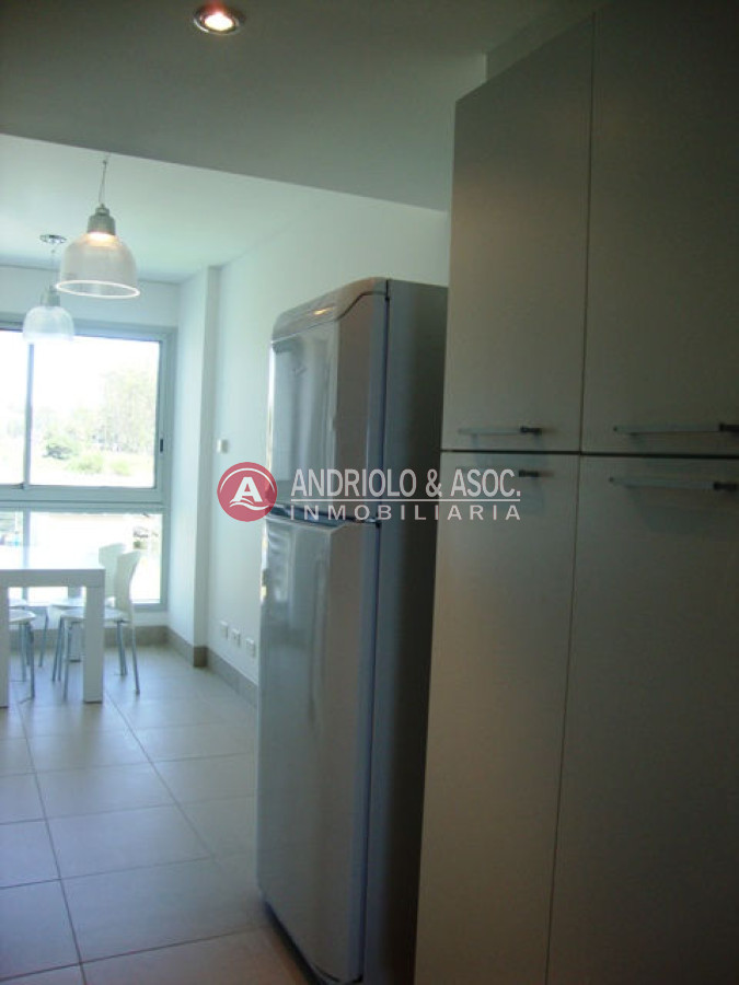 Apartamento ID.2085 - Apartamento en Punta del Este, Brava