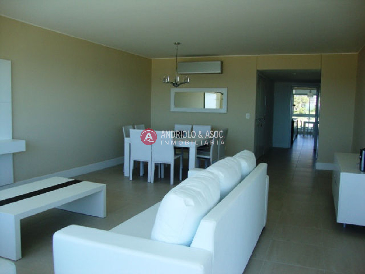 Apartamento ID.2085 - Apartamento en Punta del Este, Brava
