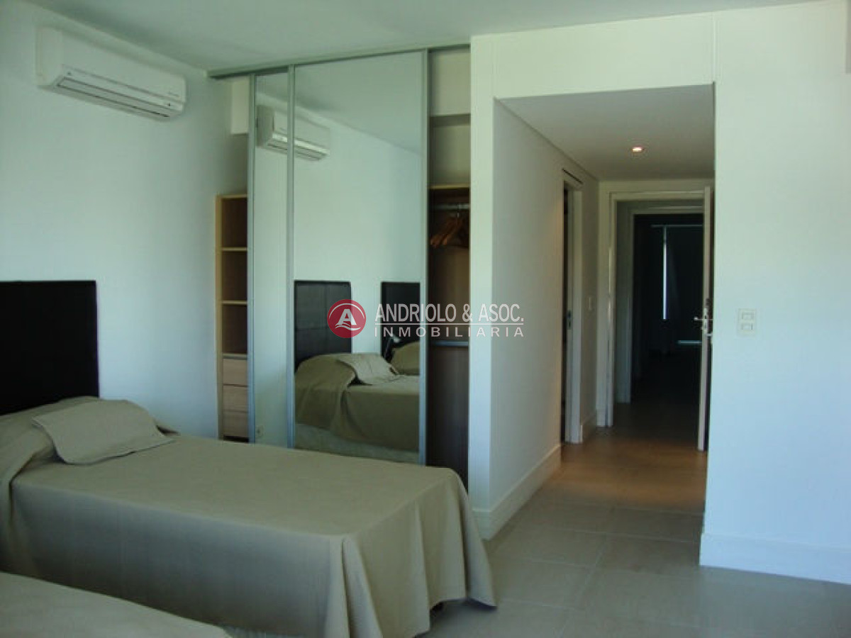 Apartamento ID.2085 - Apartamento en Punta del Este, Brava
