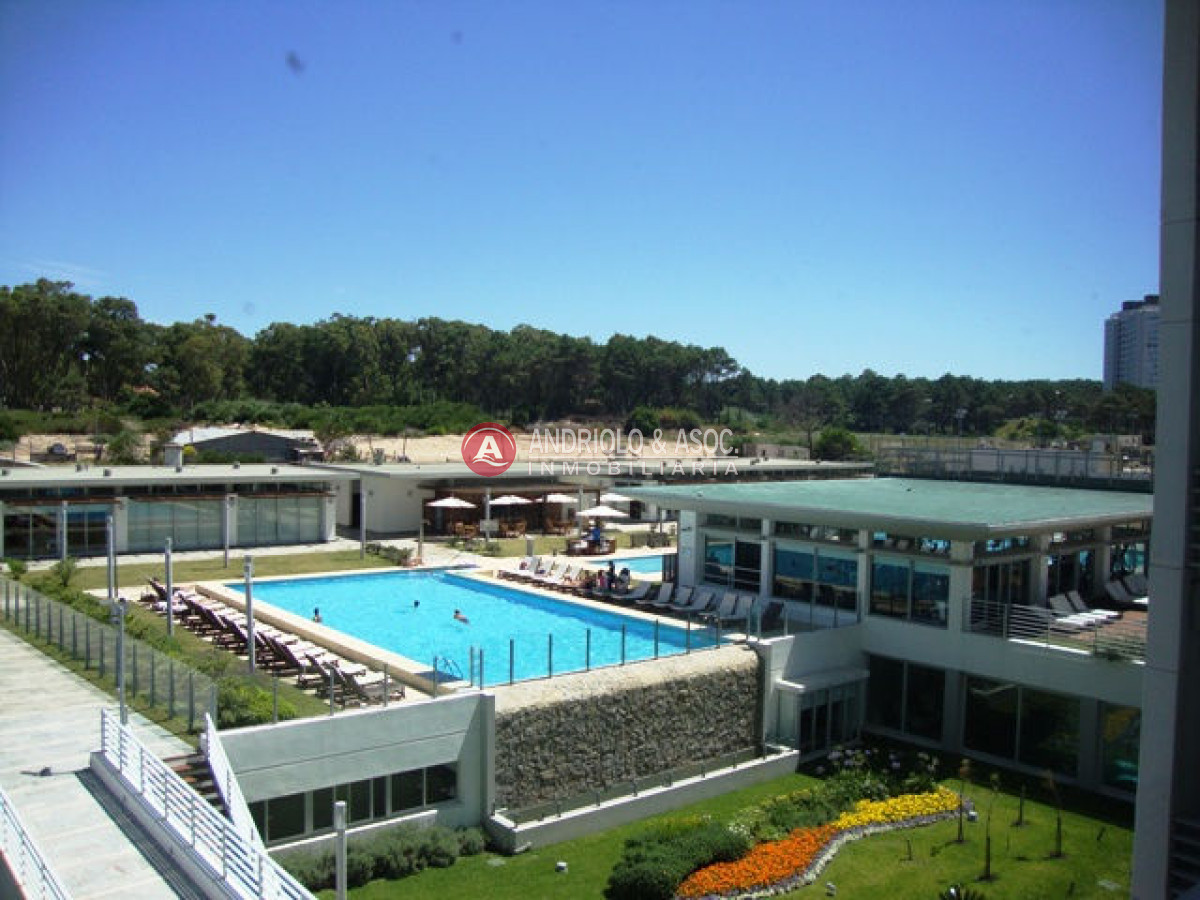 Apartamento ID.2085 - Apartamento en Punta del Este, Brava