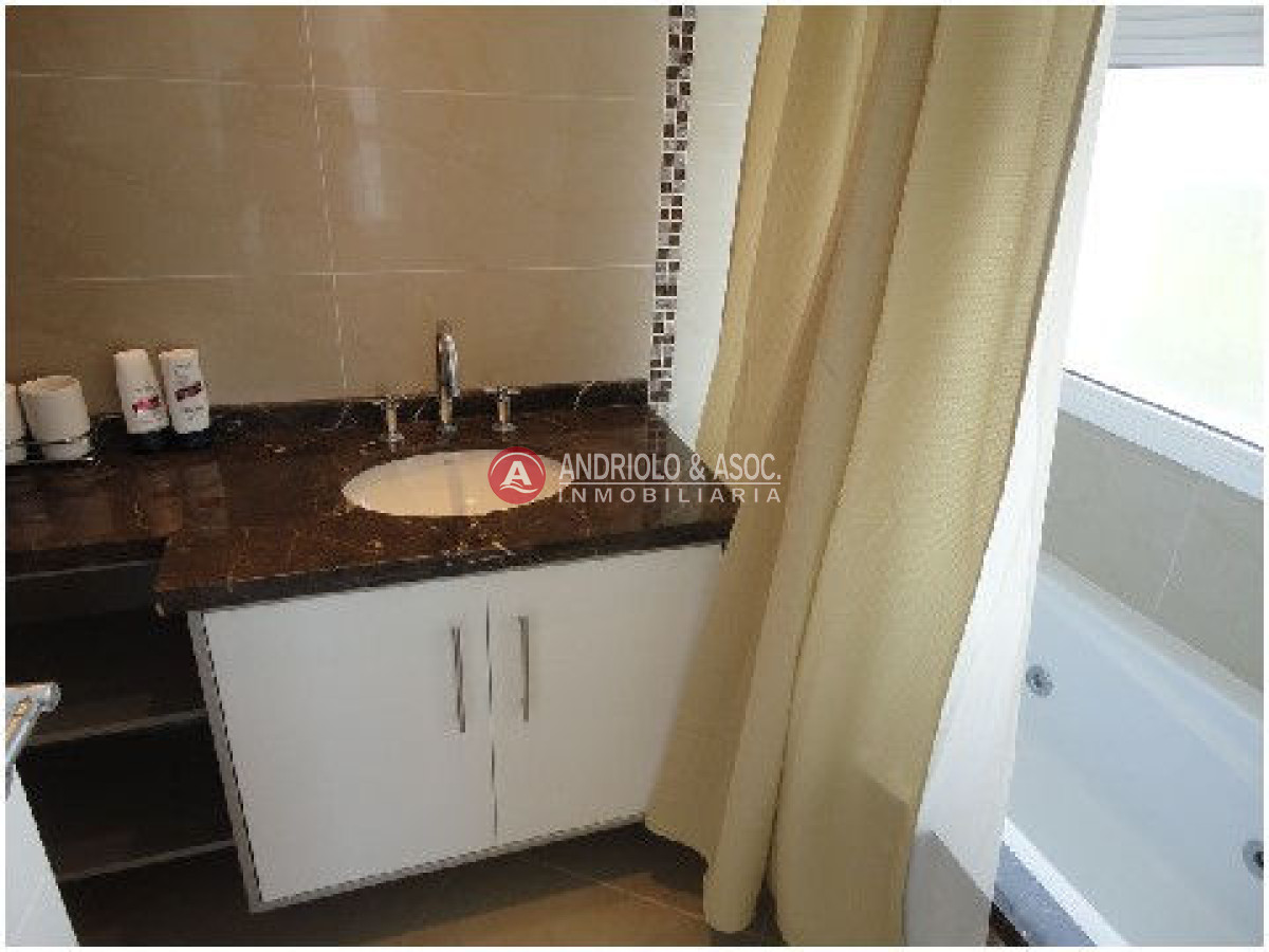 Apartamento ID.2106 - Apartamento en Punta del Este, Mansa