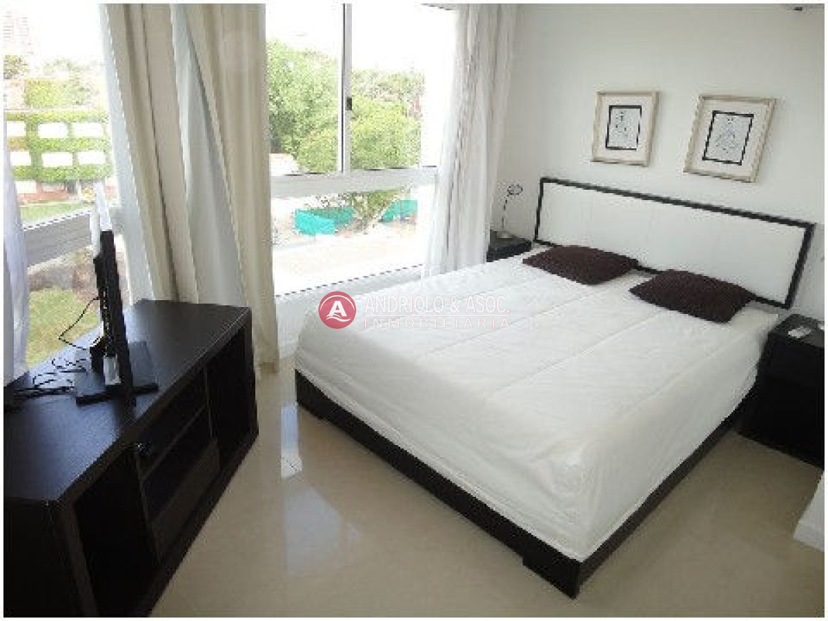 Apartamento ID.2106 - Apartamento en Punta del Este, Mansa