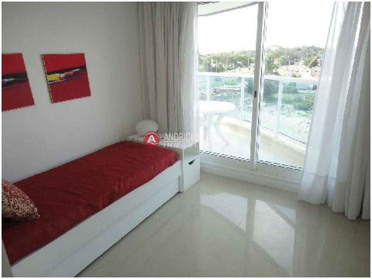 Apartamento ID.2106 - Apartamento en Punta del Este, Mansa