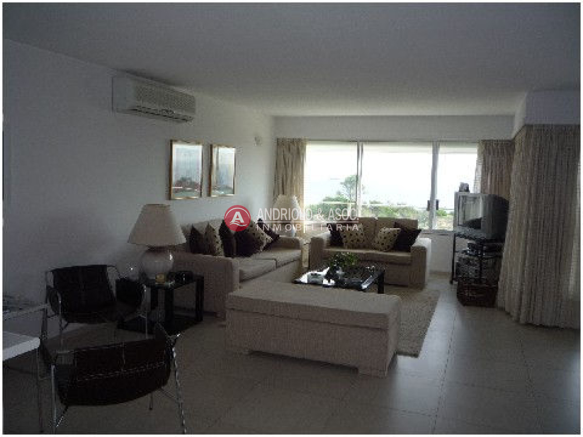 Apartamento ID.2366 - Apartamento en Punta del Este, Mansa