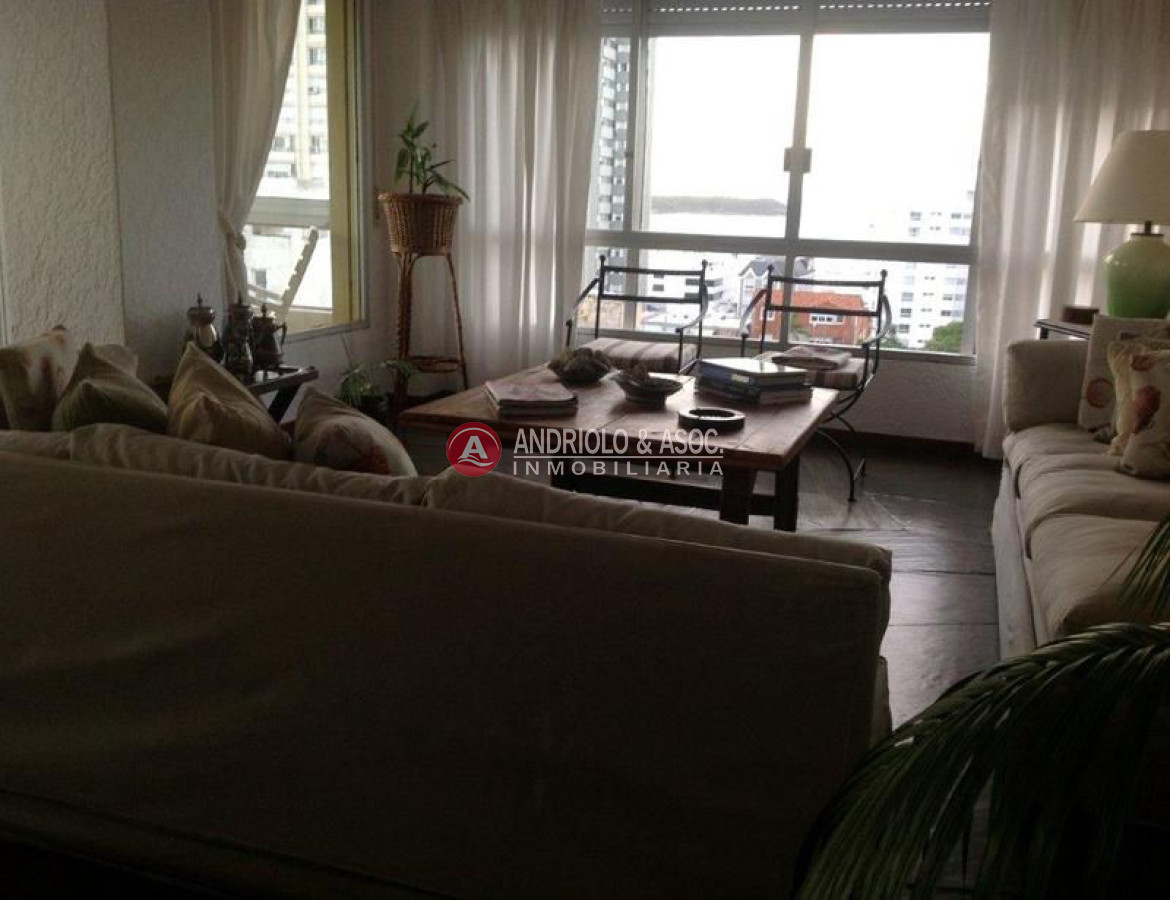 Apartamento ID.2431 - Apartamento en Punta del Este, PenÃ­nsula