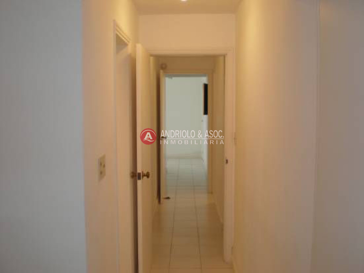 Apartamento ID.2435 - Apartamento en Punta del Este, Brava