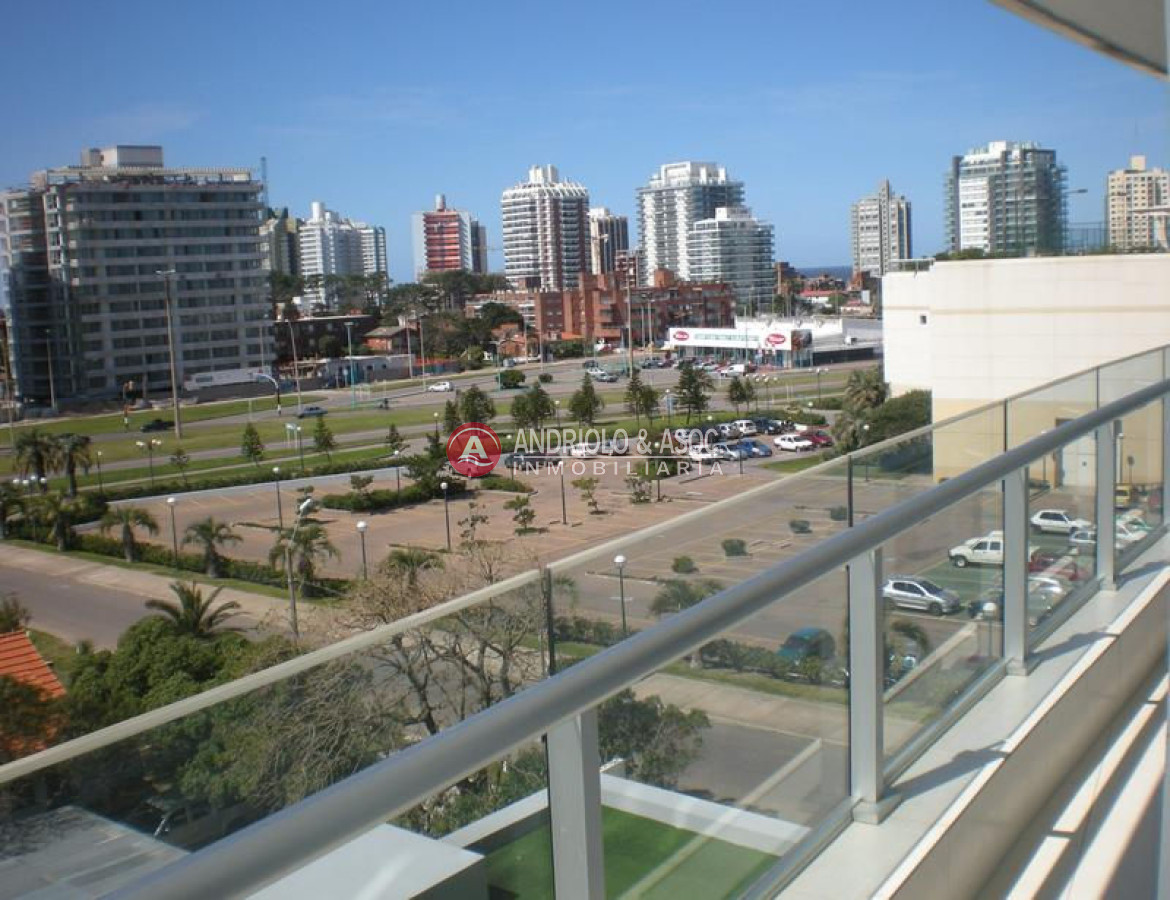 Apartamento ID.2437 - Apartamento en Punta del Este, Mansa