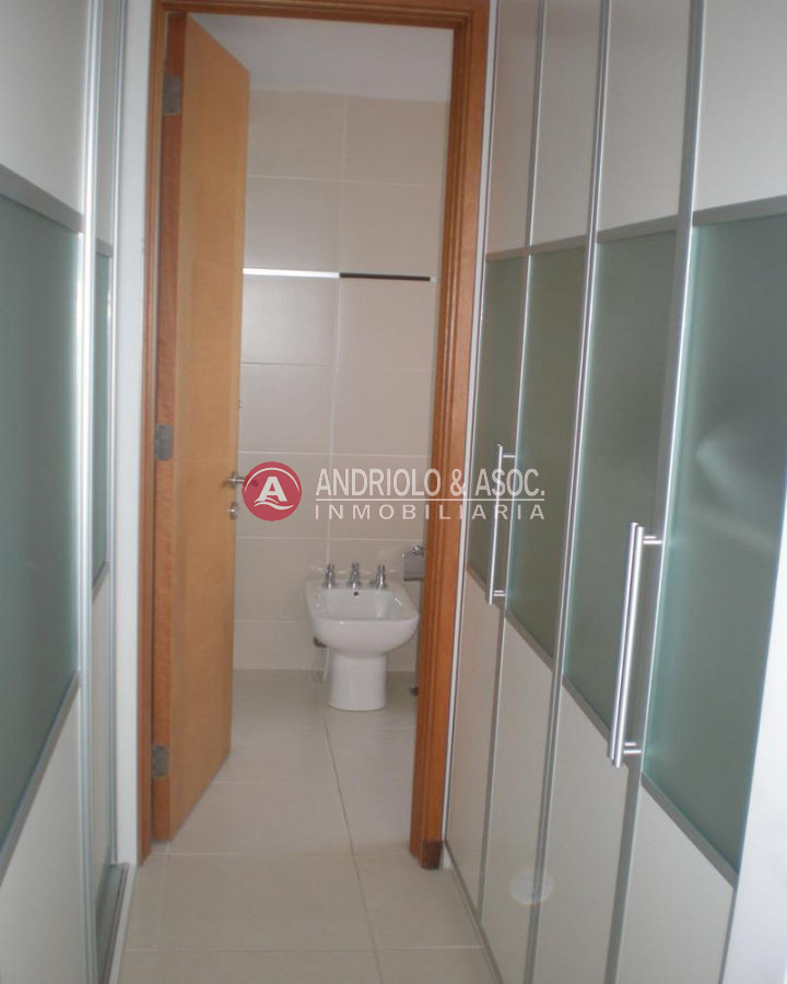 Apartamento ID.2437 - Apartamento en Punta del Este, Mansa